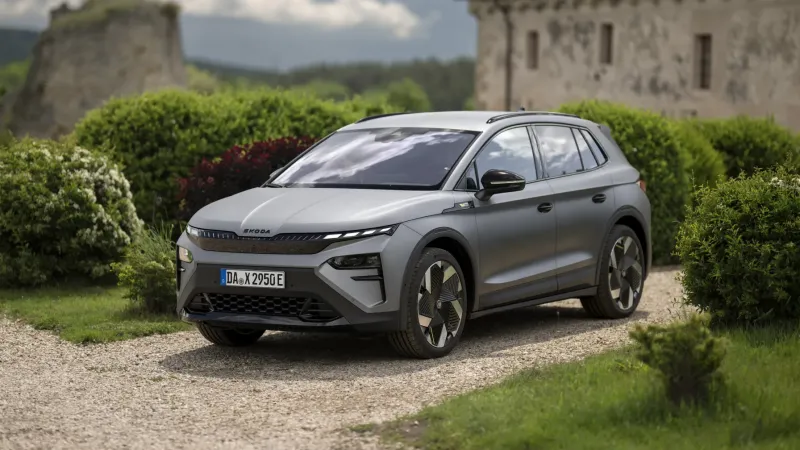 Škoda Elroq conquista le 5 stelle Euro NCAP 2025: sicurezza al top per l’elettrico compatto