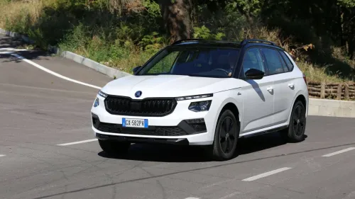 Škoda Kamiq a 19.900 euro: il SUV compatto completo con 1.000 euro di bonus carburante inclusi
